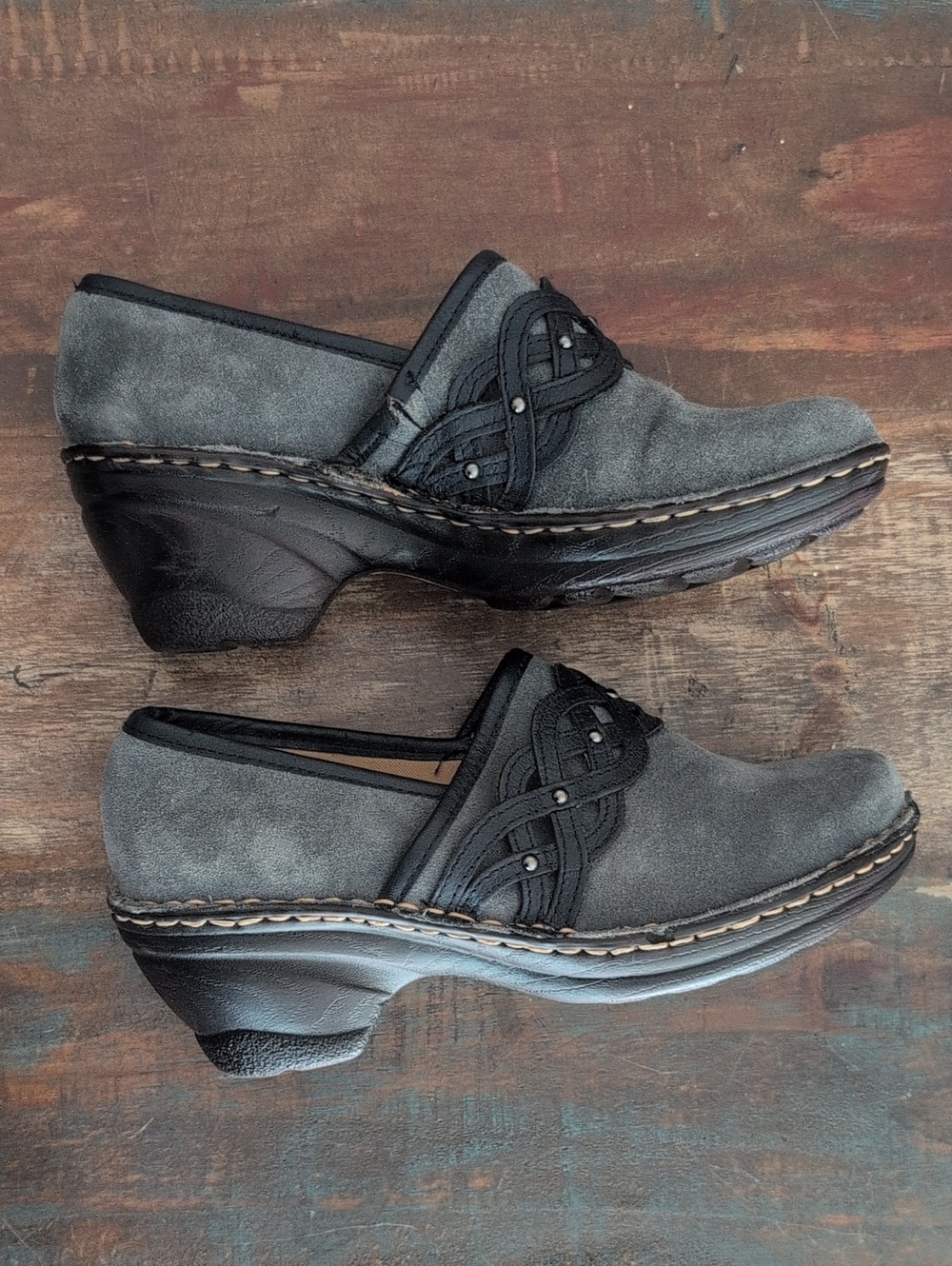 Softspots Comfort Clogs Gray Suede Navy Woven Leather Strap - Women's 8 - Picture 4 of 7